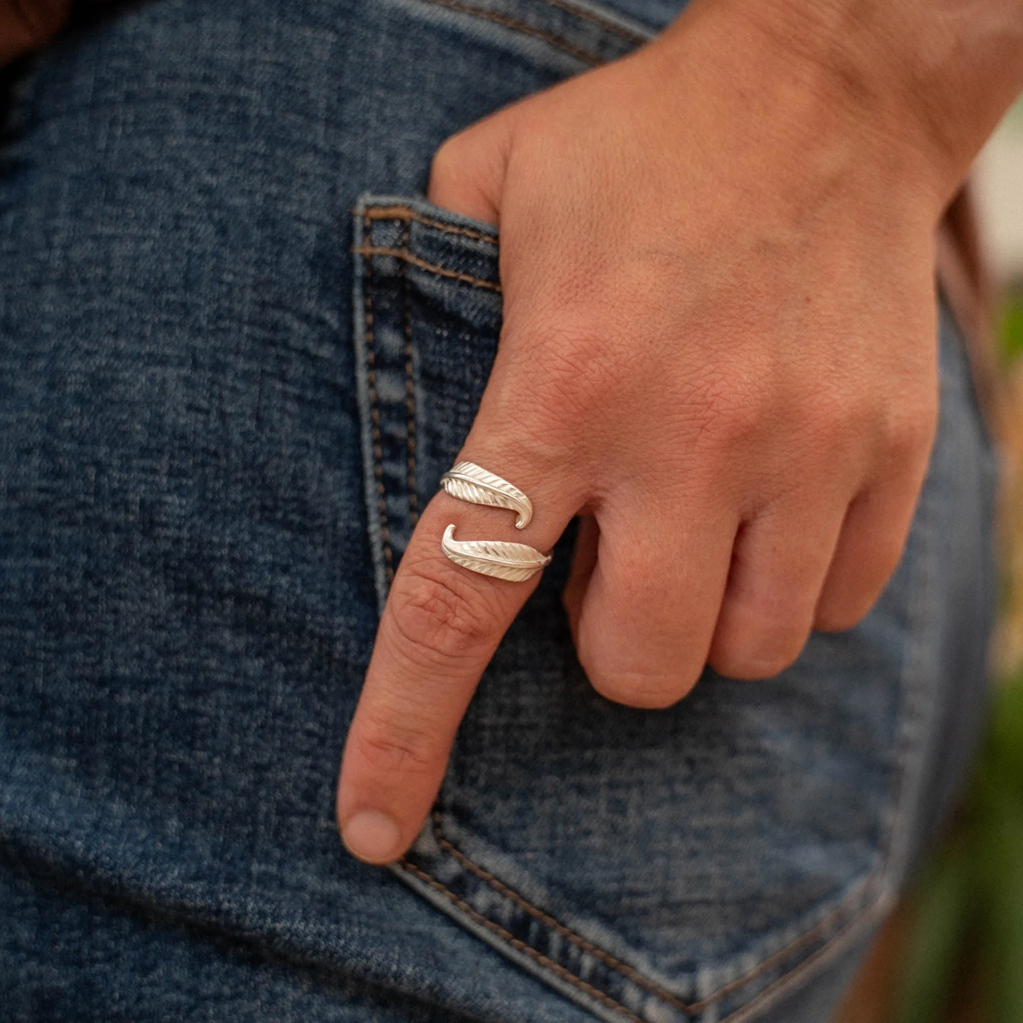 Bocca Feather Ring