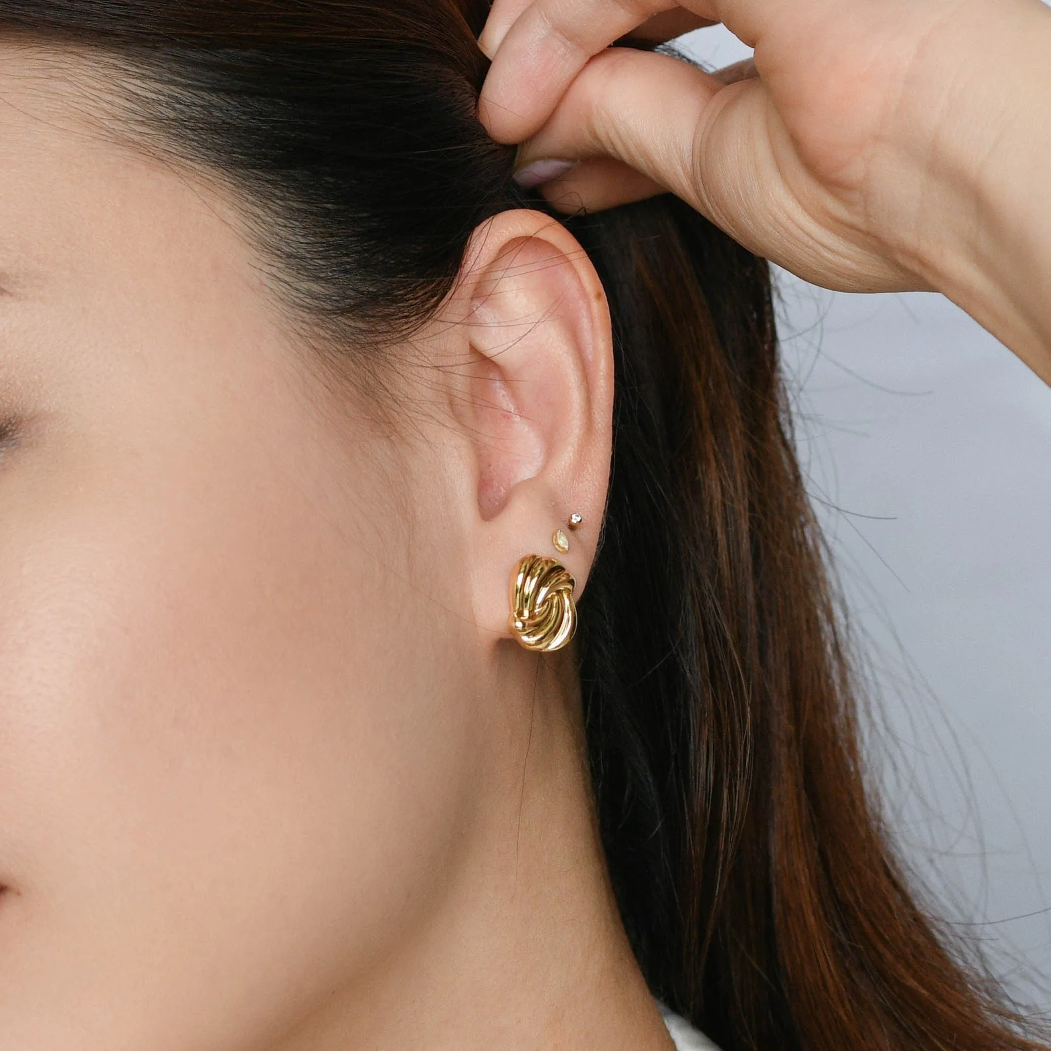 Camila Studs | Gold