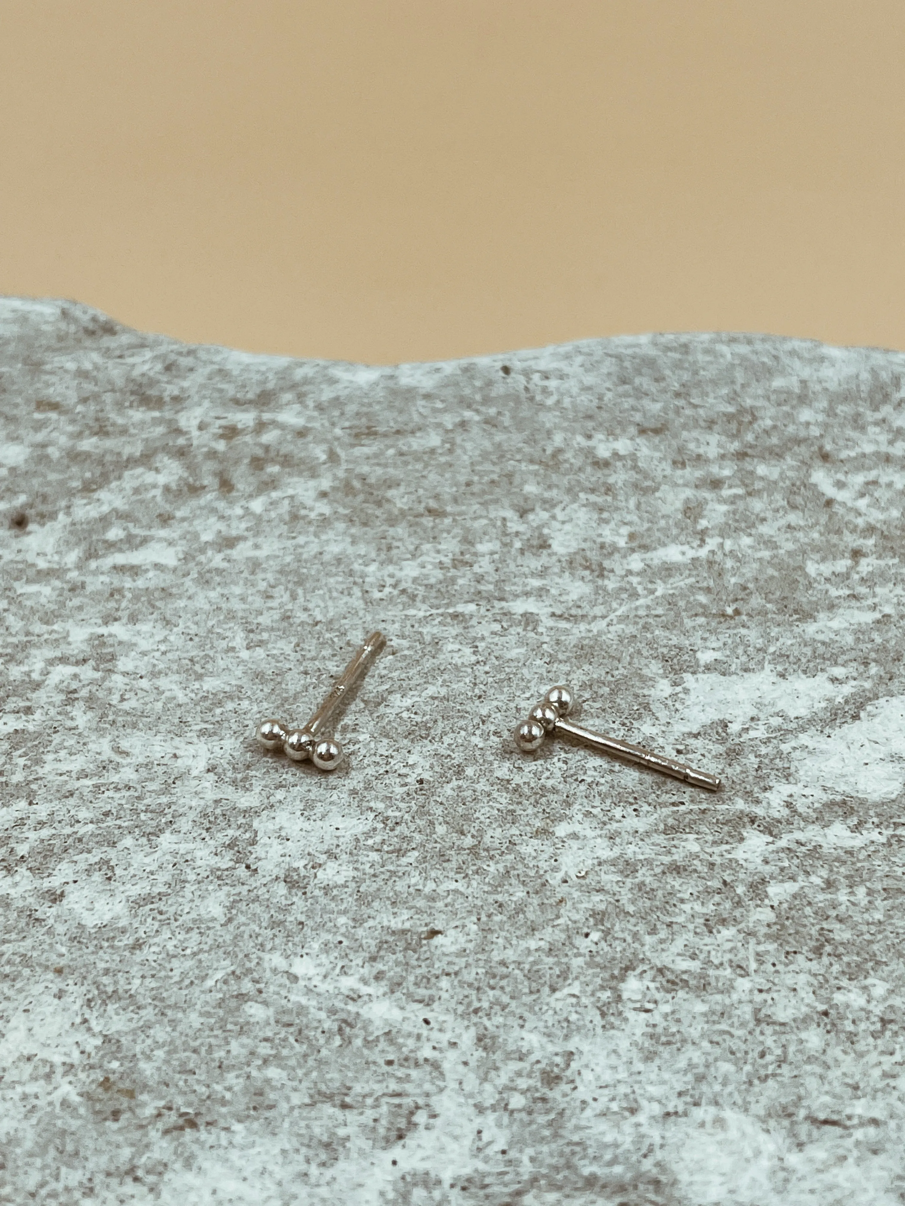 Mie Family Dotted Bar Studs in Silver Tone