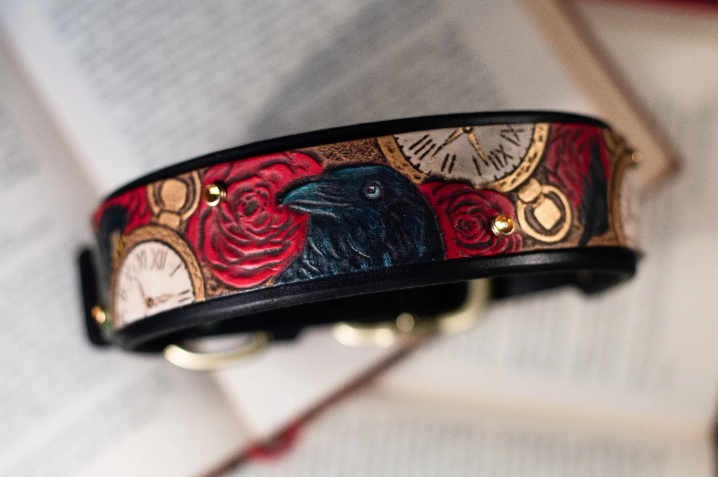 The Raven Dog Collar